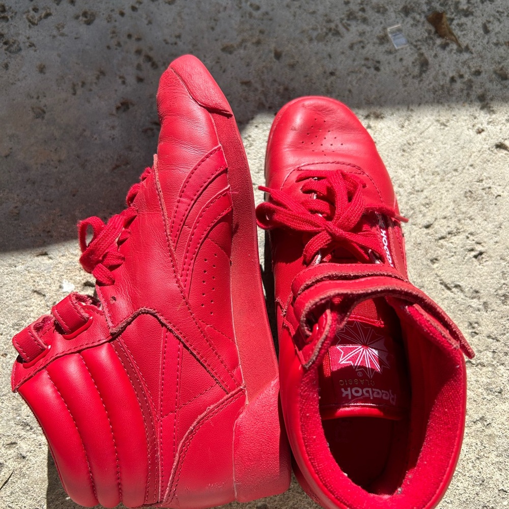 Reebok Freestyle Hi Vibrant Red Sneakers ❤️💋 - Picture 6 of 12